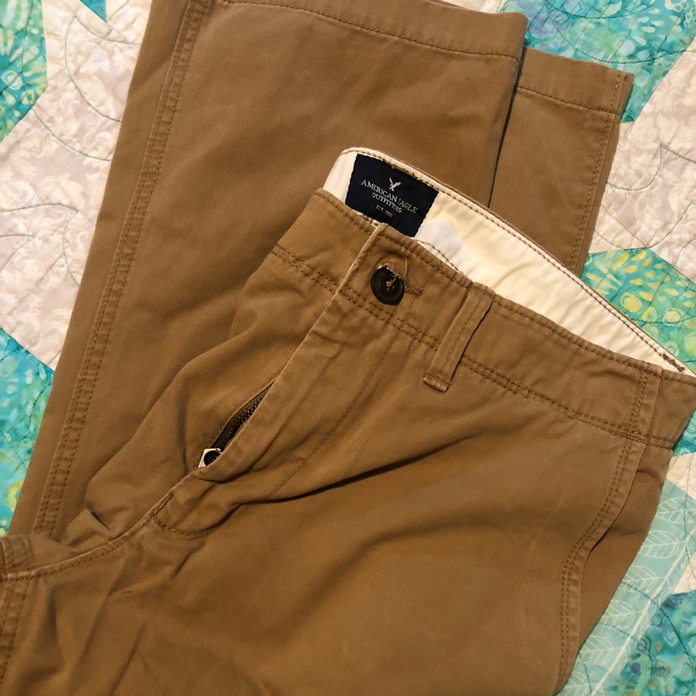 American Eagle Men’s Khakis